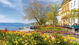 Frühling in Überlingen am Bodensee © Jürgen Fälchle-fotolia.com