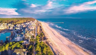 Bansiner Strand mit Seebrücke und Promenade © motivthueringen8-fotolia.com